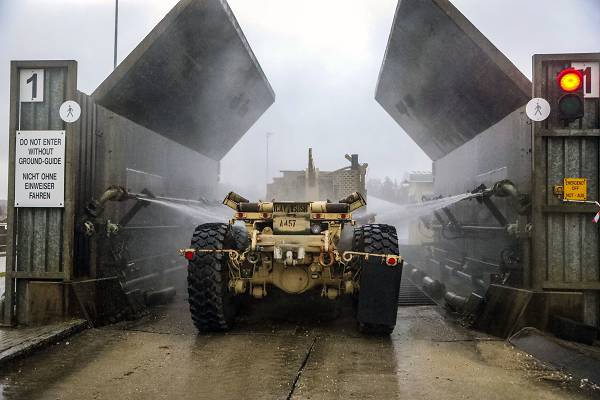 Grafenwoehr, Germany, Jan. 7, 2019 - Camp Aachen Soldiers clean their vehicles at while supporting Atlantic Resolve, a security exercise demonstrating continued U.S. support for NATO allies in Europe.
